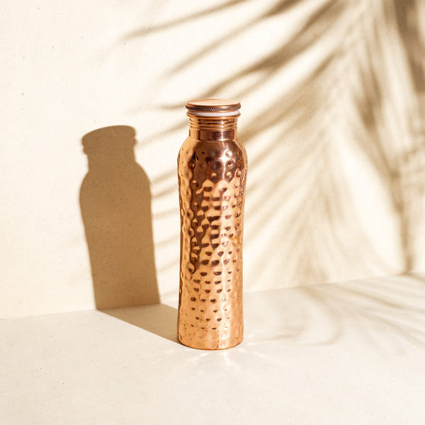 Curve Hammered Kobberflaske 900ML - Forest & Love